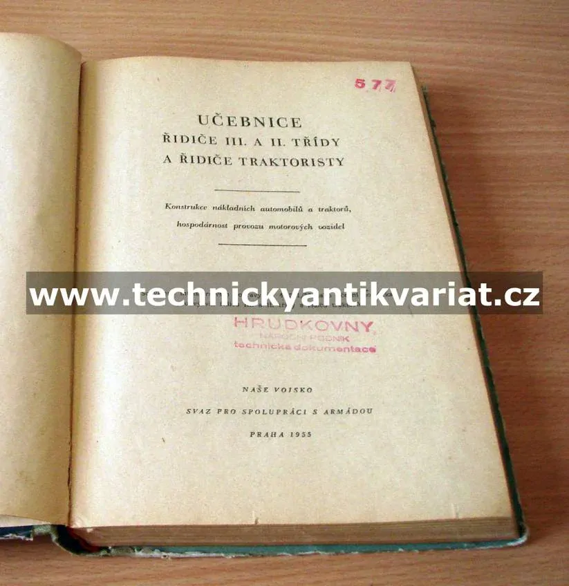 Učebnice řidiče III. a II. třídy a řidiče traktoristovy (1955)