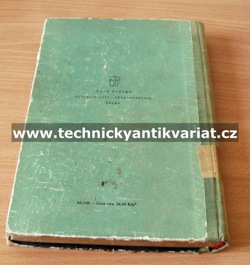 Učebnice řidiče III. a II. třídy a řidiče traktoristovy (1955)