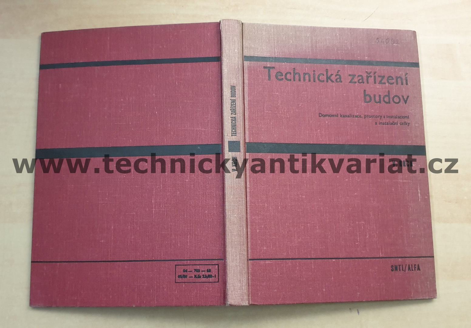 Technická zařízení budov - domovní kanalizace, prostory s instalacemi a instalační celky - Krch (1968)