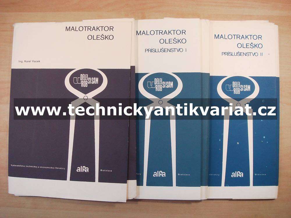 Malotraktor Oleško + příslušenství (1982)