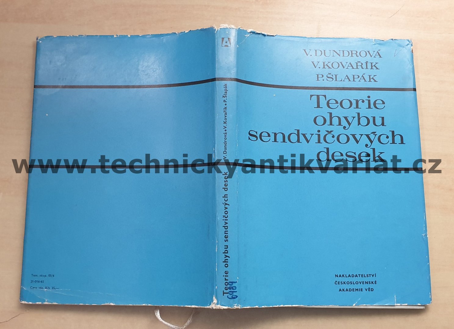 Teorie ohybu sendvičových desek - Dundrová, Kovařík, Šlapák (1965)