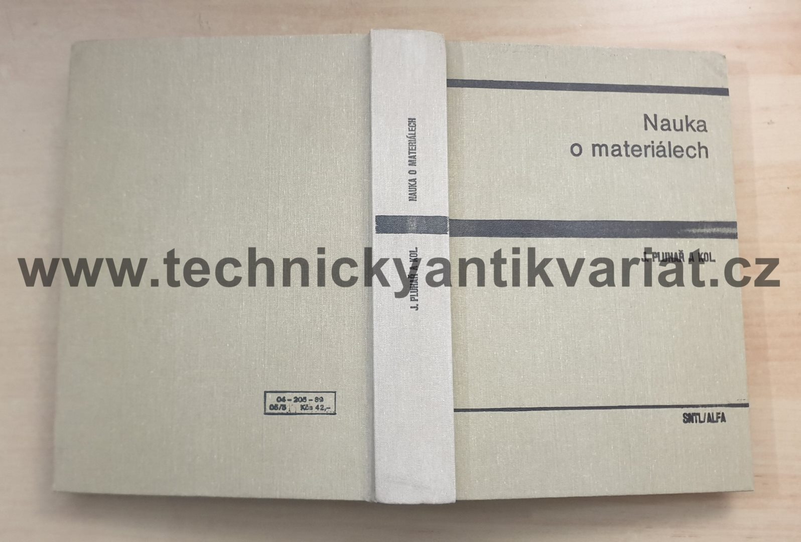 Nauka o materiálech - Pluhař (1989)