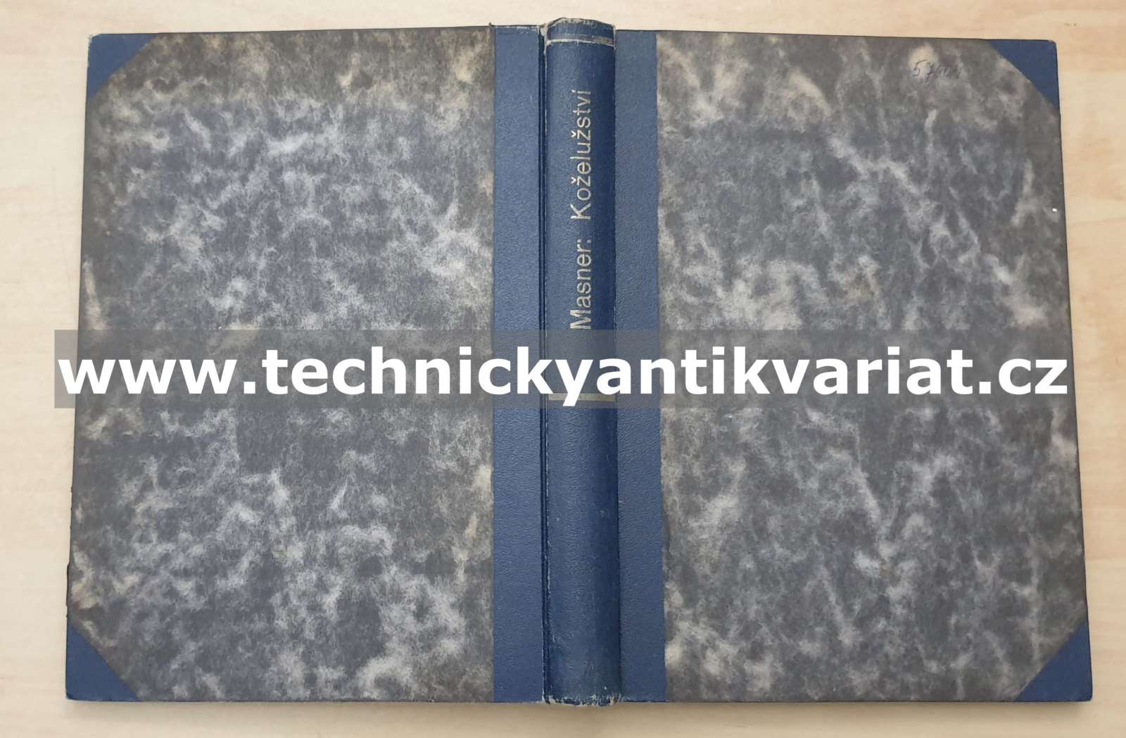 Koželužství, vydělávání a barvení kožišin, výroba náhražek usní - Liboslav Masner (1948)