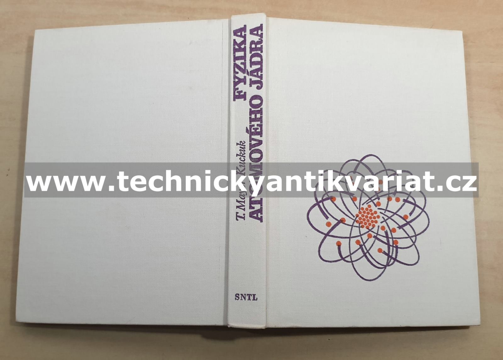 Fyzika atomového jádra - T. Mayer Kuckuk (1979)