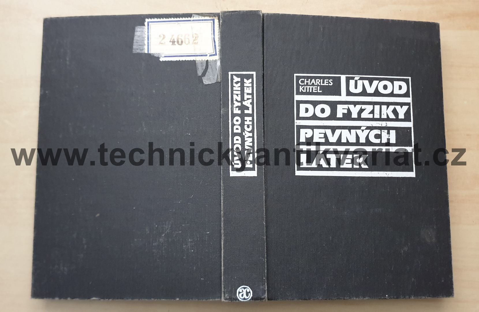 Úvod do fyziky pevných látek - Charles Kittel (1985)