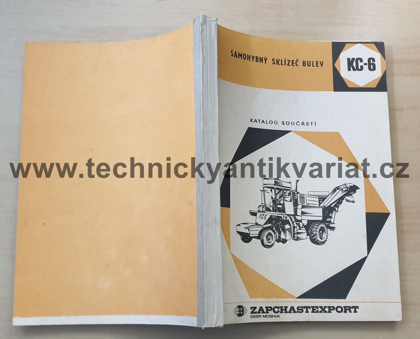 Samohybný sklízeč bulev KC 6 - katalog součástí (1977)