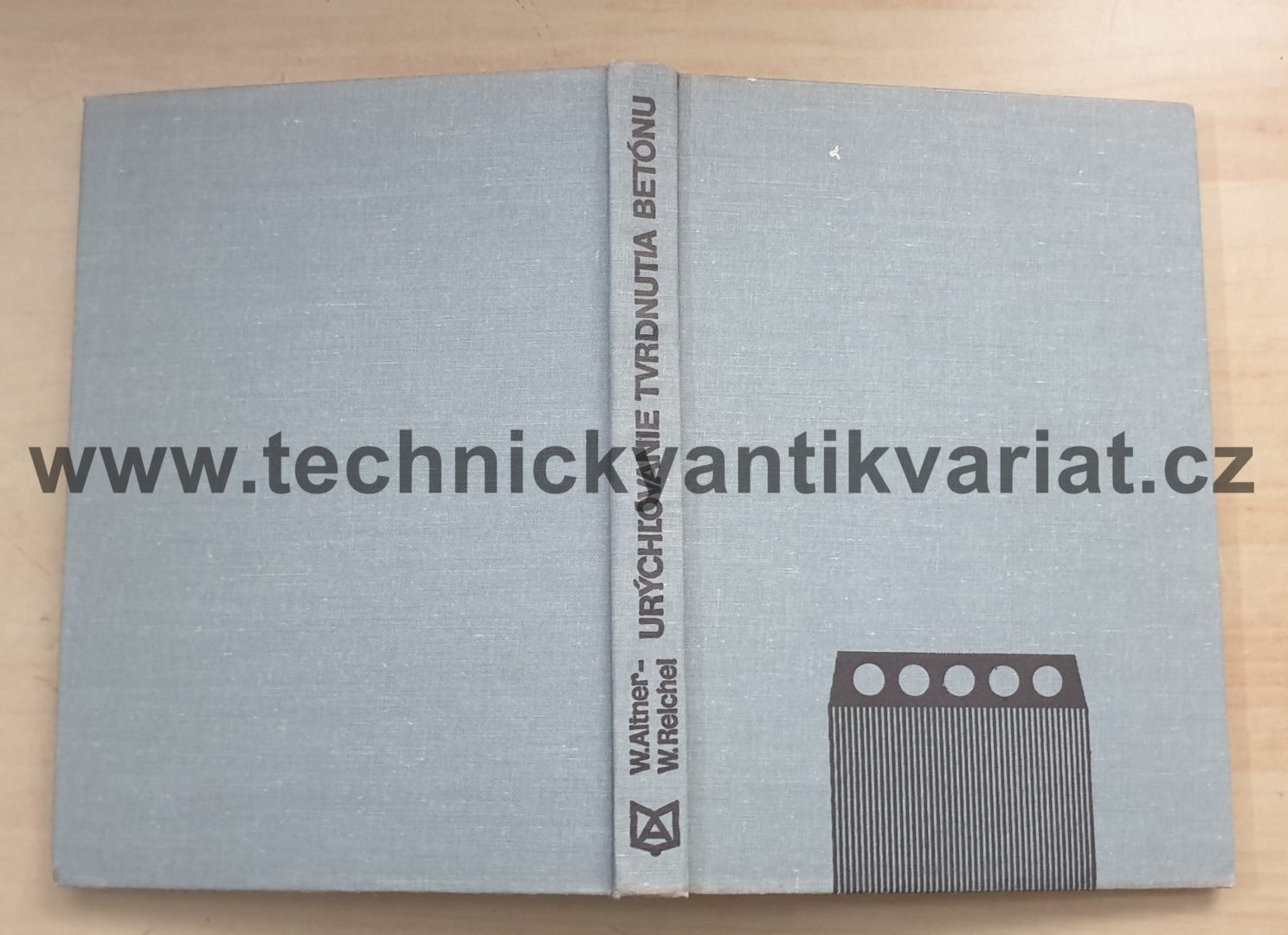 Urychlovanie tvrdnutia betonu - Altner, Reichel (1983)