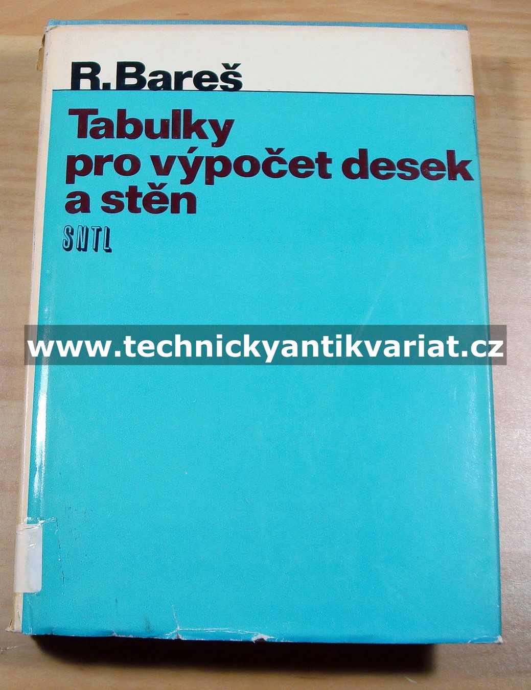 Tabulky pro výpočet desek a stěn - Richard Bareš (1979)