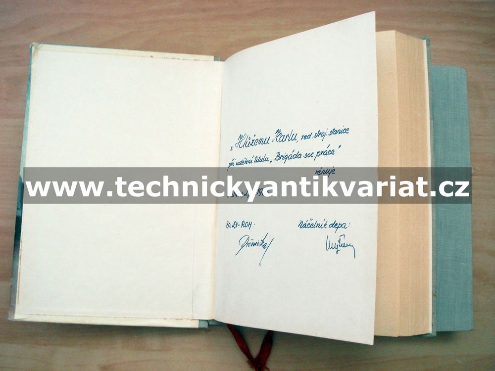 Příručka pro strojvedoucí motorových lokomotiv (1962)