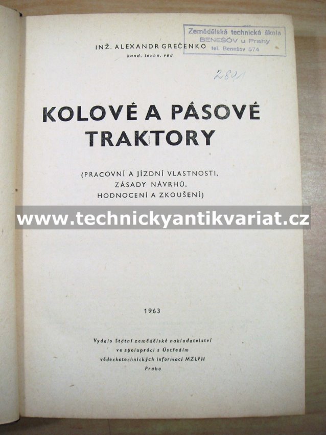 Kolové a pásové traktory - A.Grečenko (1960))