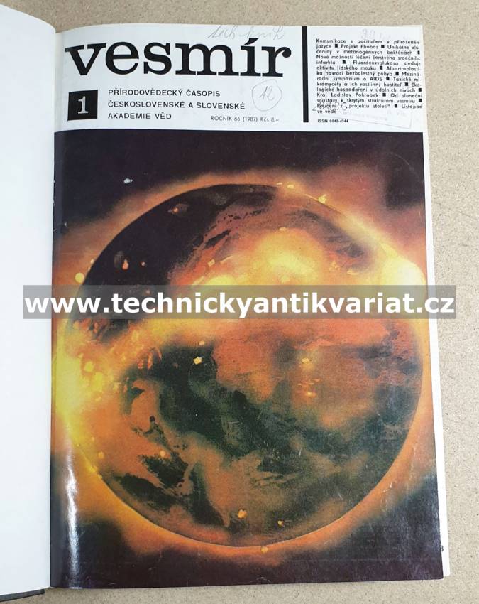 Vesmír (1987)