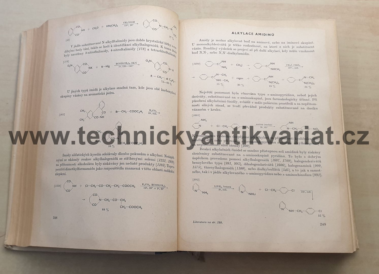 Preparativní reakce v organické chemii IV. Alkylace, funkční přeměny aldehydů, ketonů a karbonových kyselin - Ernest, Heřmánek, 1959)