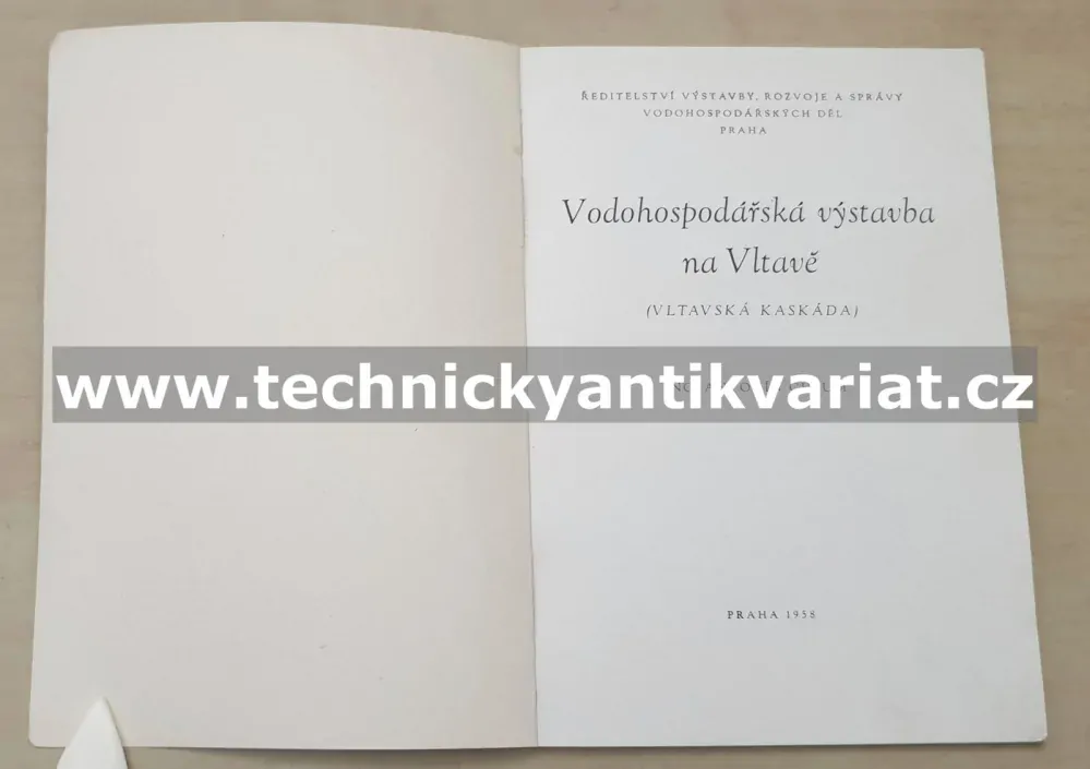 Vodohospodářská výstavba na Vltavě - Antonín Chlum (1958)