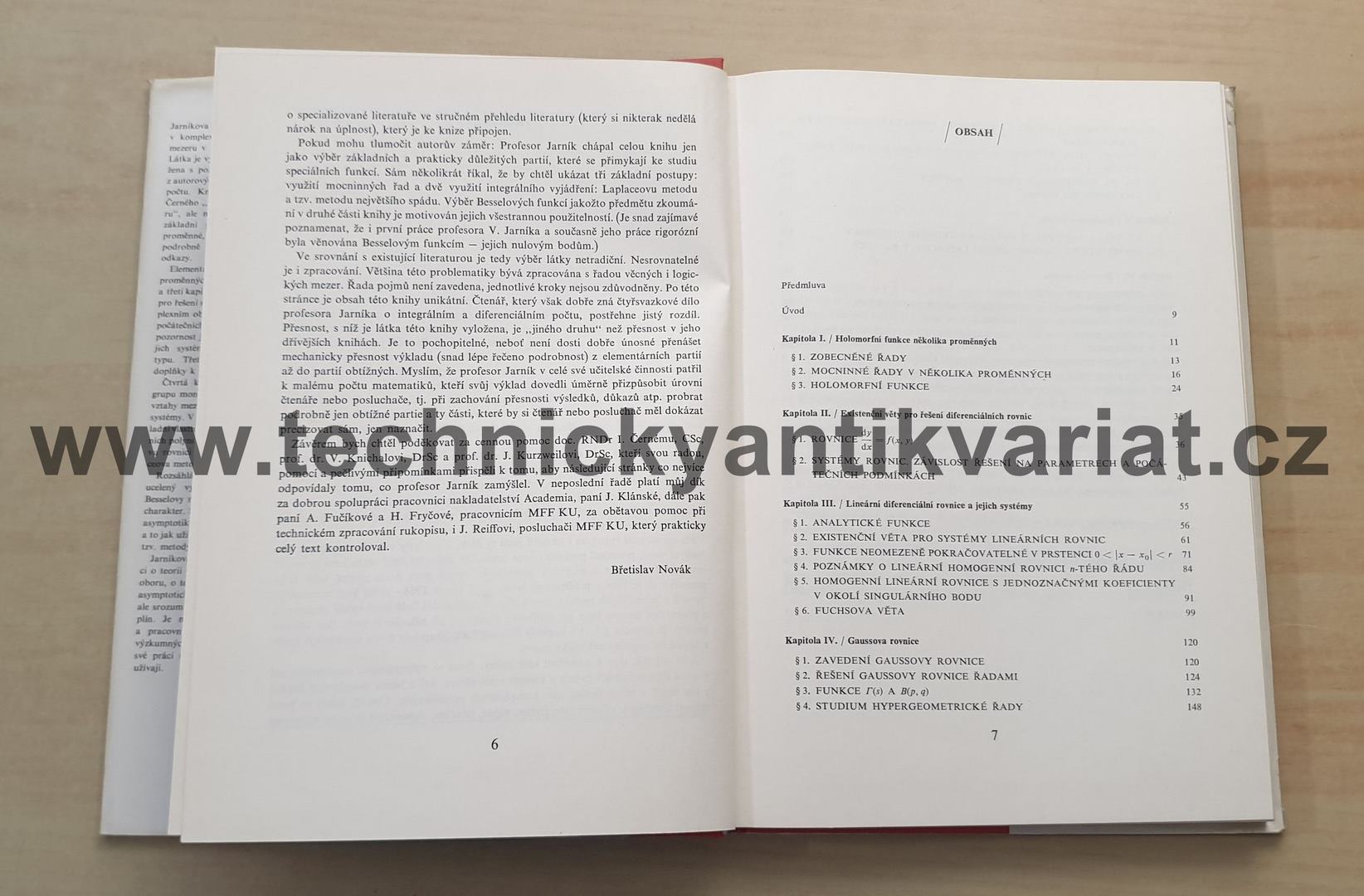 Diferenciální rovnice v komplexním oboru - Vojtěch Jarník (1975)
