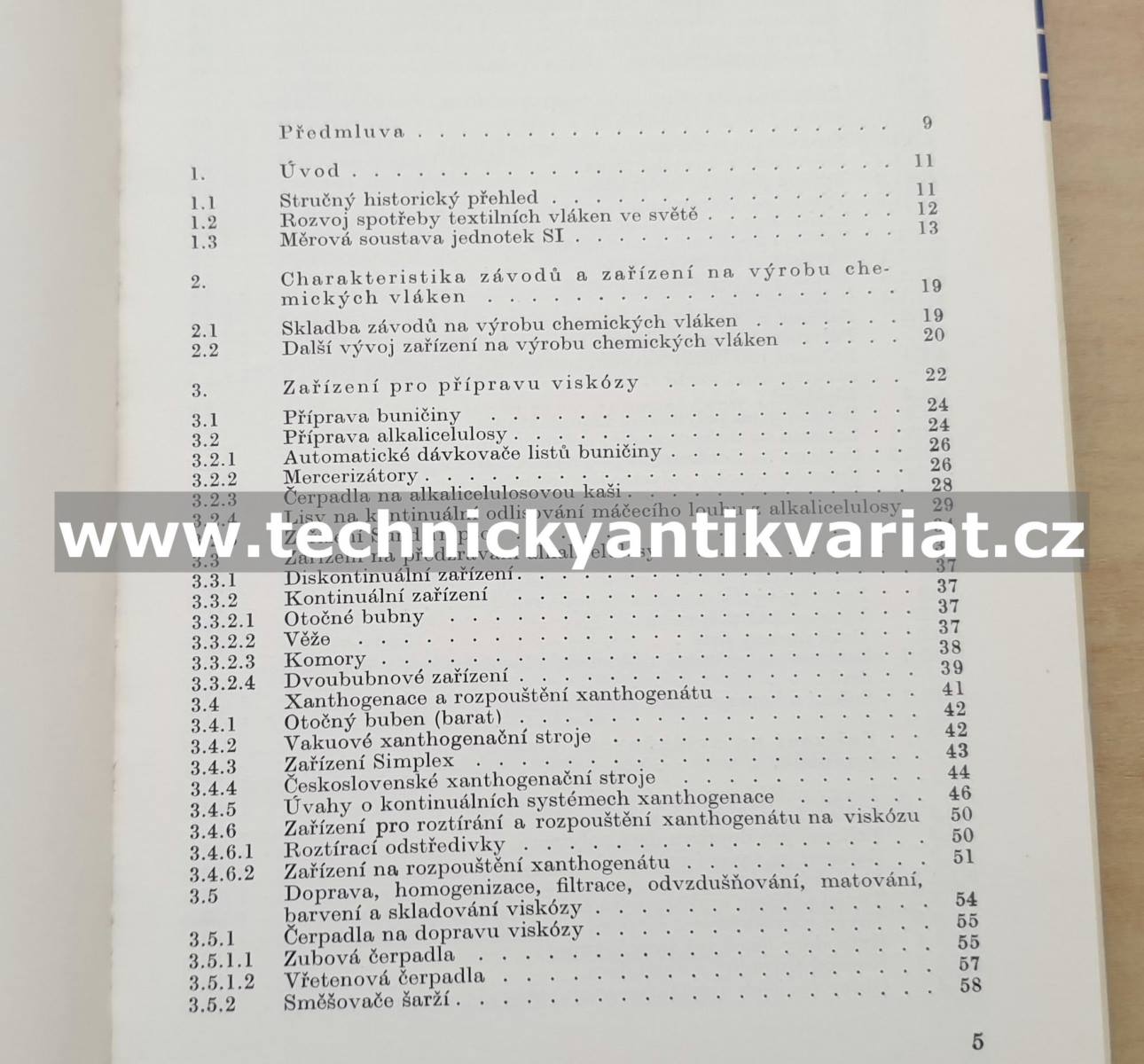 Stroje a zařízení ve výrobě chemických vláken - Vilém Rychlík (1981)