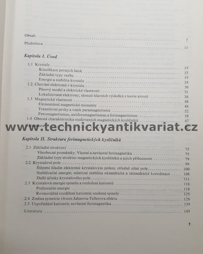 Fyzika feritů a příbuzných magnetických kysličníků - Svatopluk Krupička (1969)
