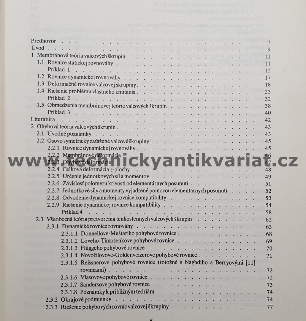 Mechanika kmitání válcových škrupín - Štefan Markuš (1982)