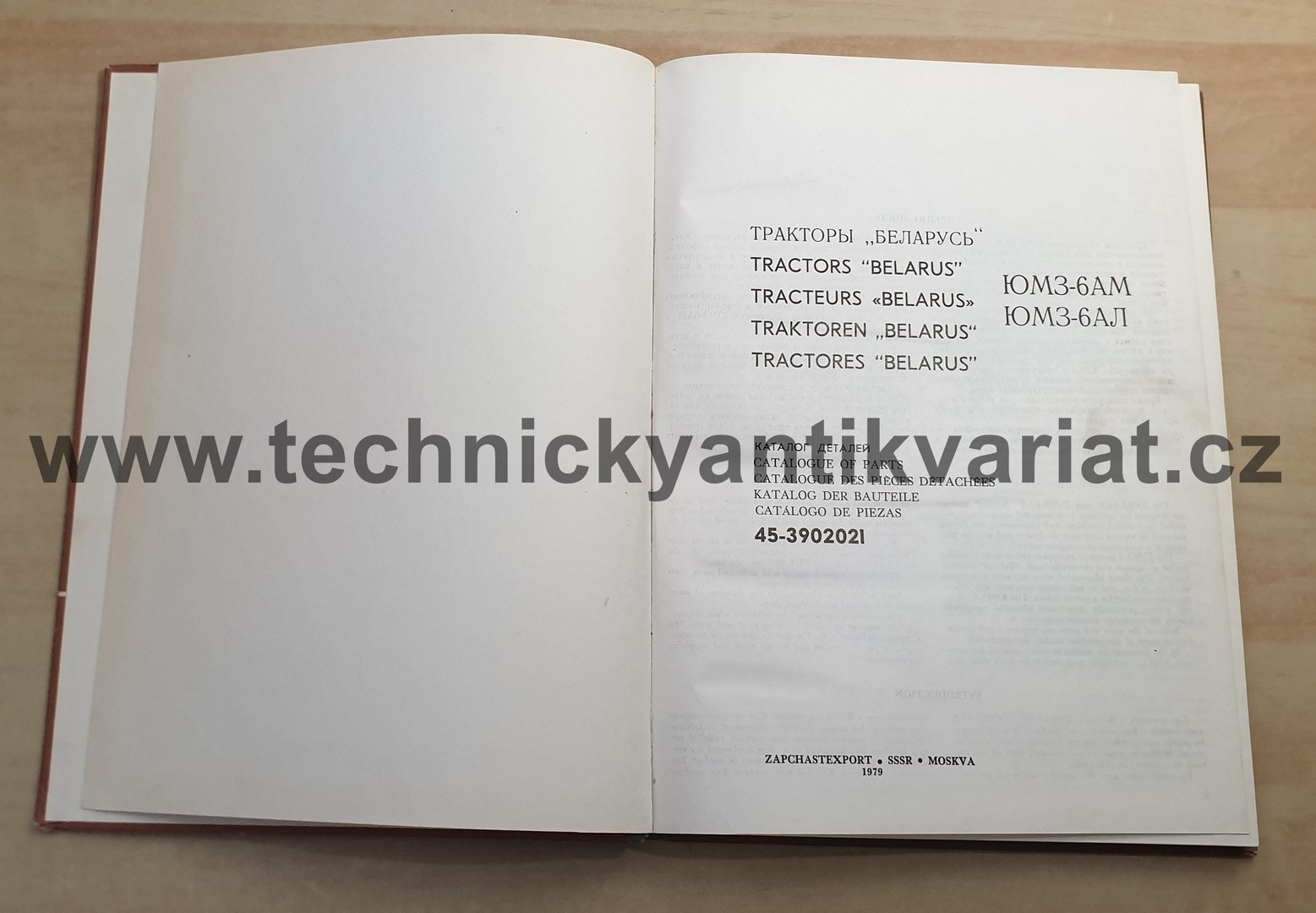 Traktory Bělarus - katalog náhradních dílů (1979)