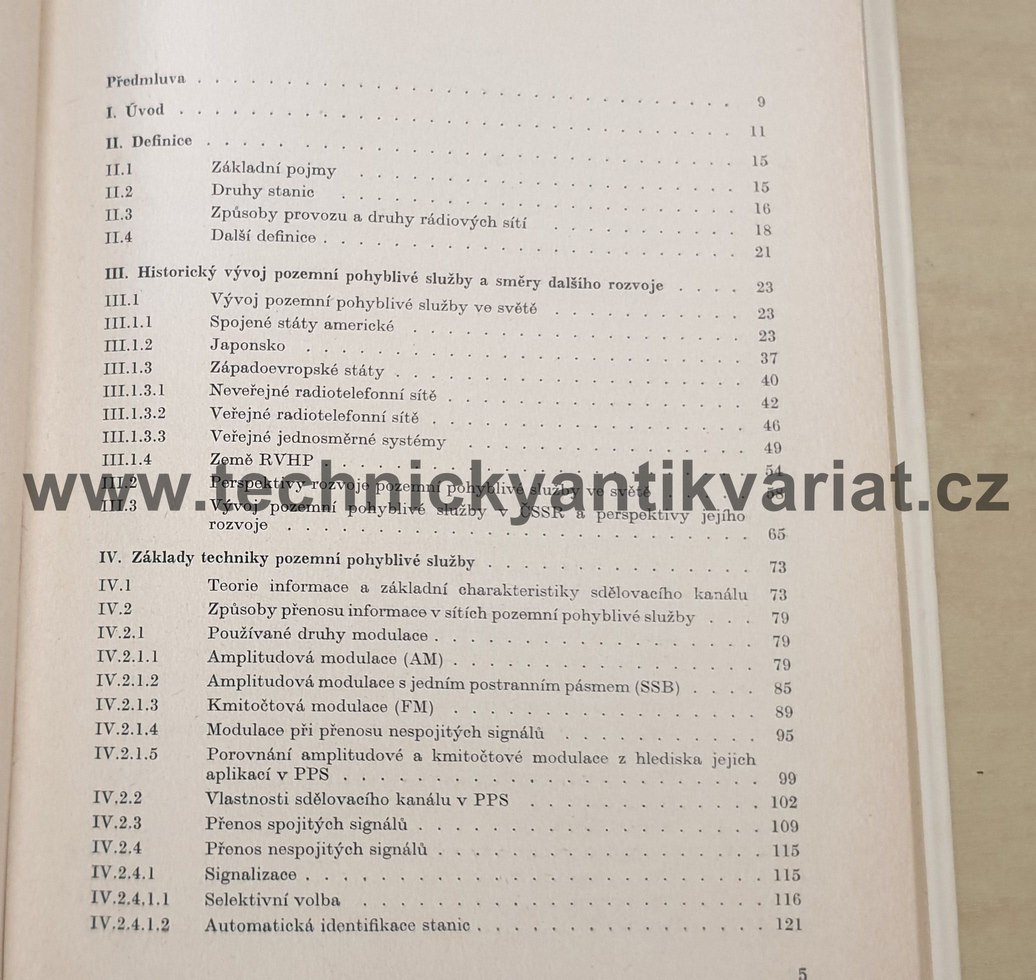 Pozemní pohyblivé radiokomunikační služby - E. Linhart (1982)