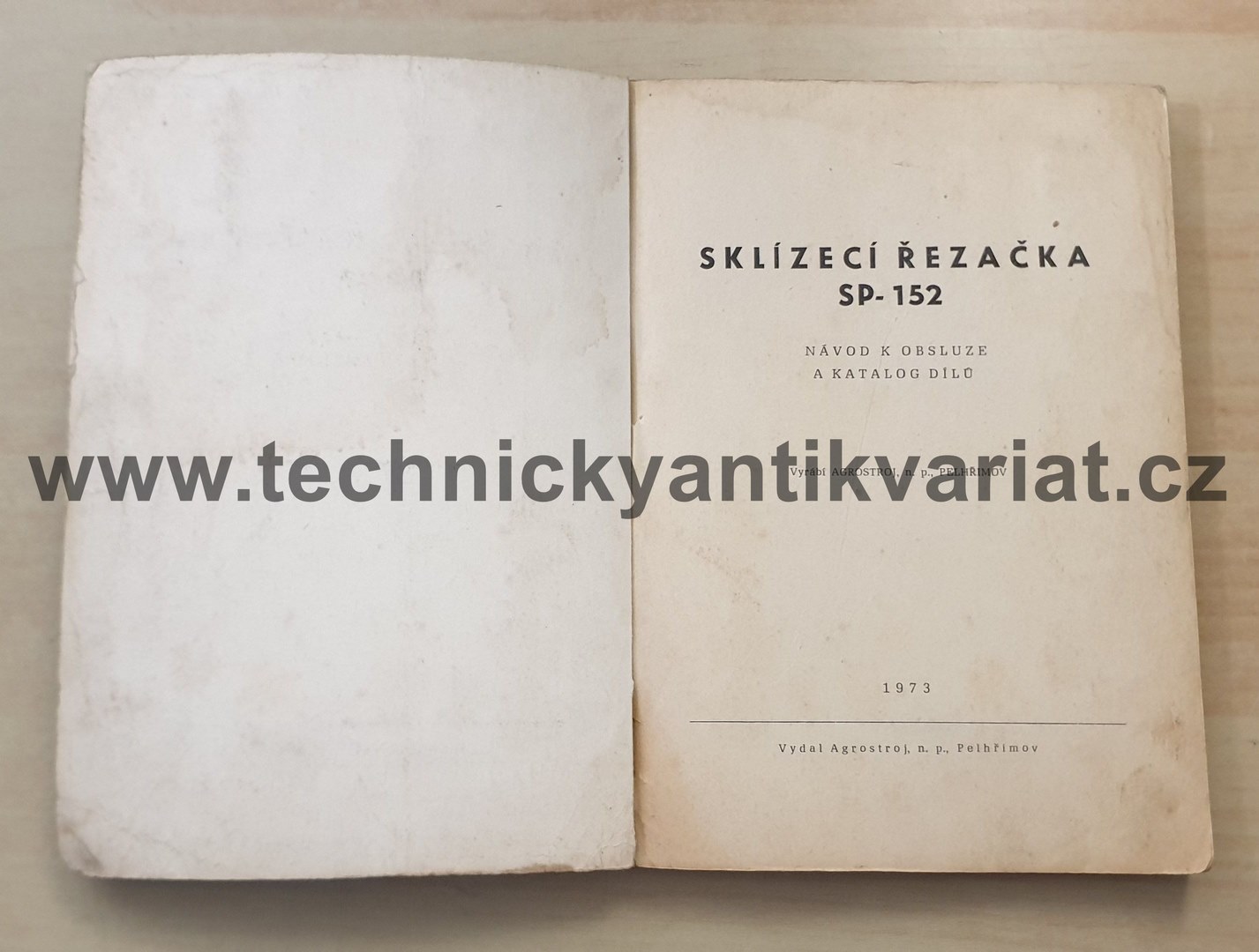 Sklízecí řezačka SP 152 - návod k obsluze a katalog dílů (1973)