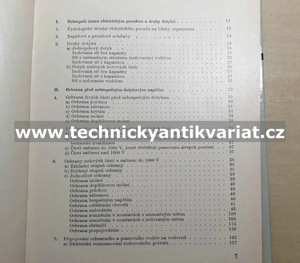 Ochrana před nebezpečným dotykovým napětím - Karel Brož (1983)