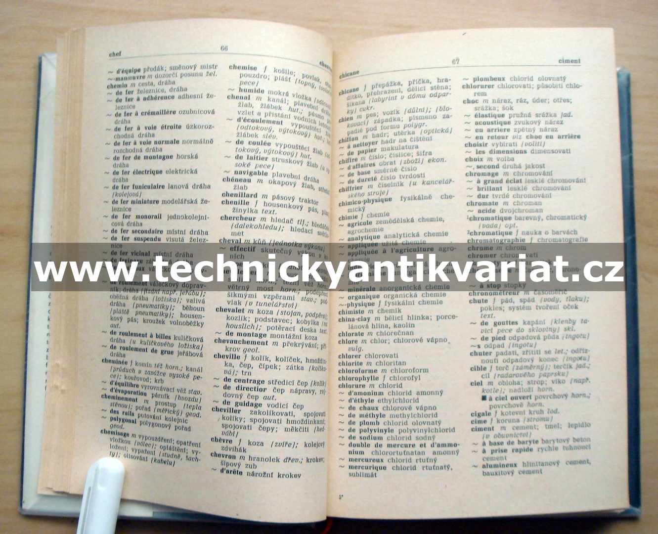 Francouzsko český, česko francouzský kapesní technický slovník