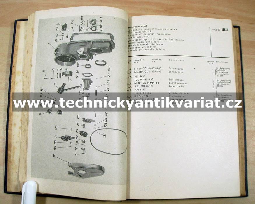 Traktor RS 09 - Ersatzteil katalog (1963)