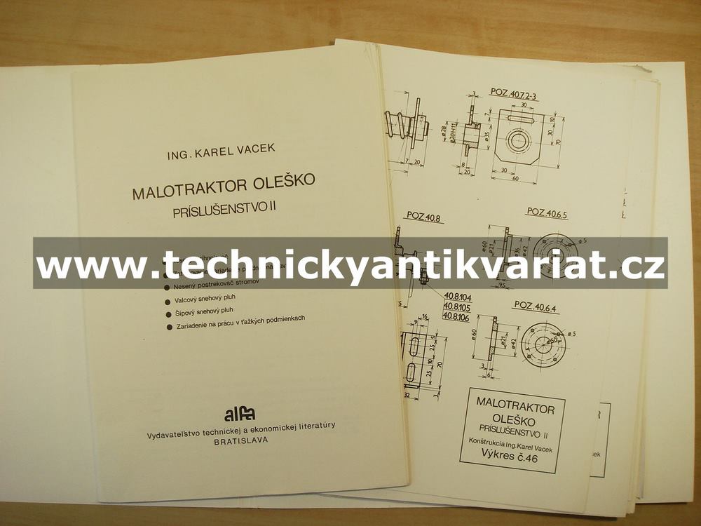 Malotraktor Oleško + příslušenství (1982)