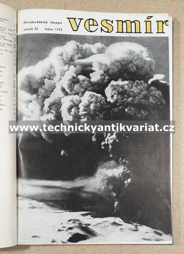 Vesmír (1953)