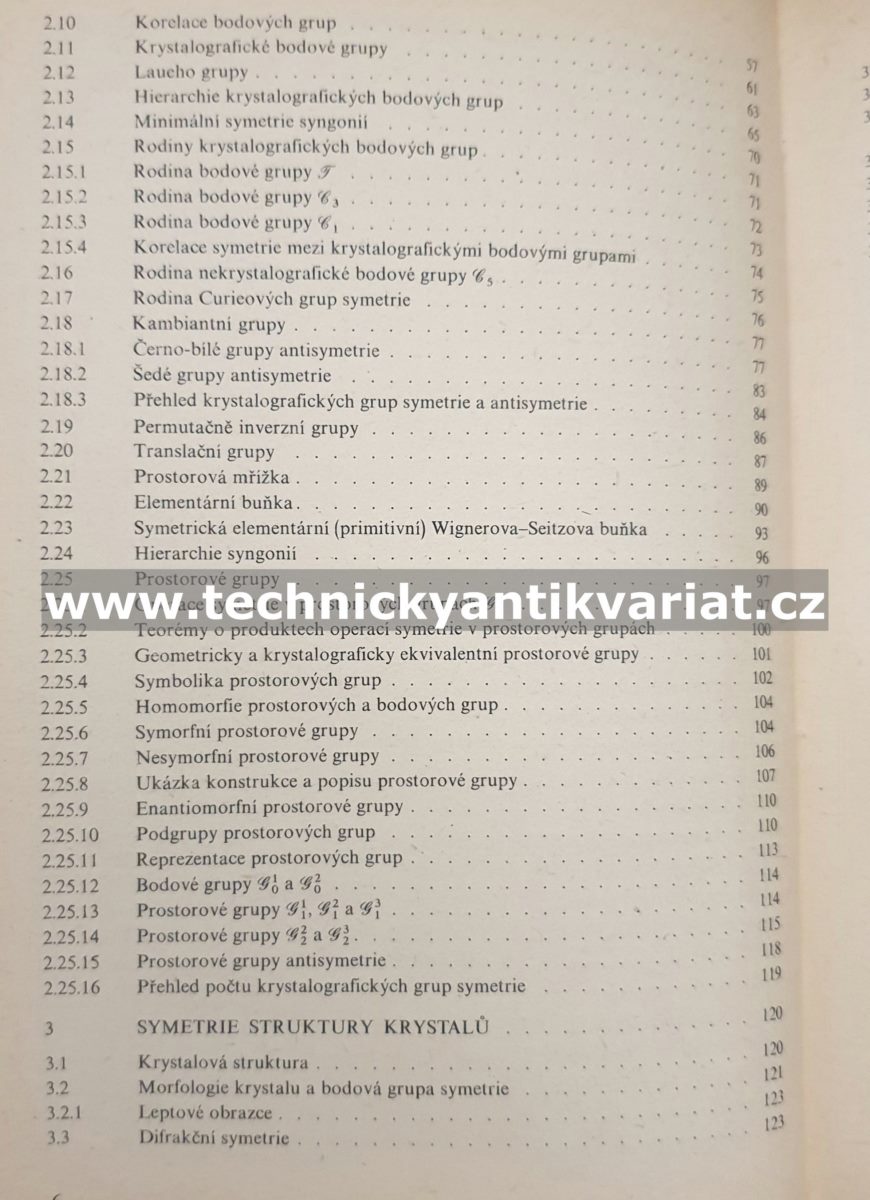 Symetrie krystalů a vibračních spektra - Alexander Muck (1987)