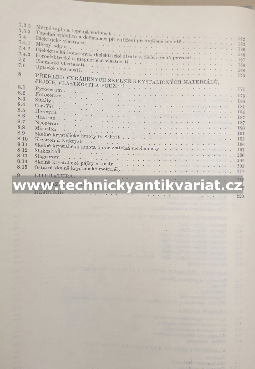 Skelně krystalické materiály - Zdeněk Strnad (1983)