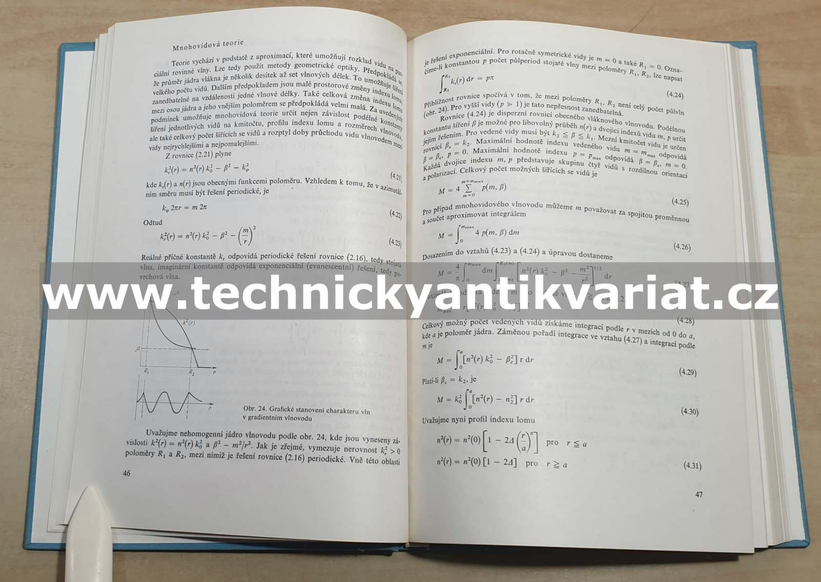 Optické vlnovody - Schrofel, Novotný (1986)