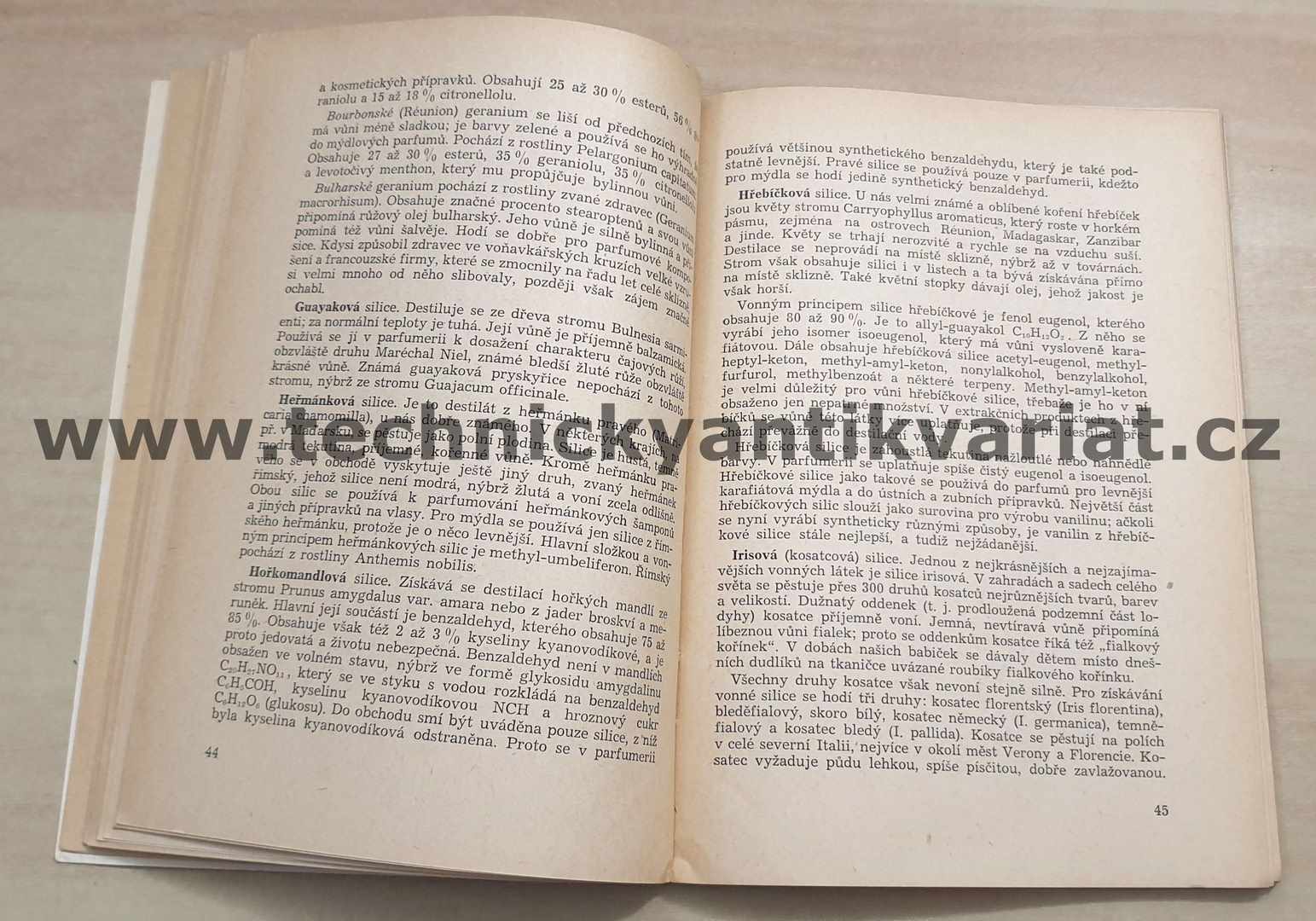 Základy parfumerie - Viktor procházka (1957)