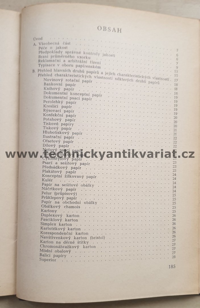 Zkoušení papíru u kancelářského stolu - Zdeněk Blažek (1951)