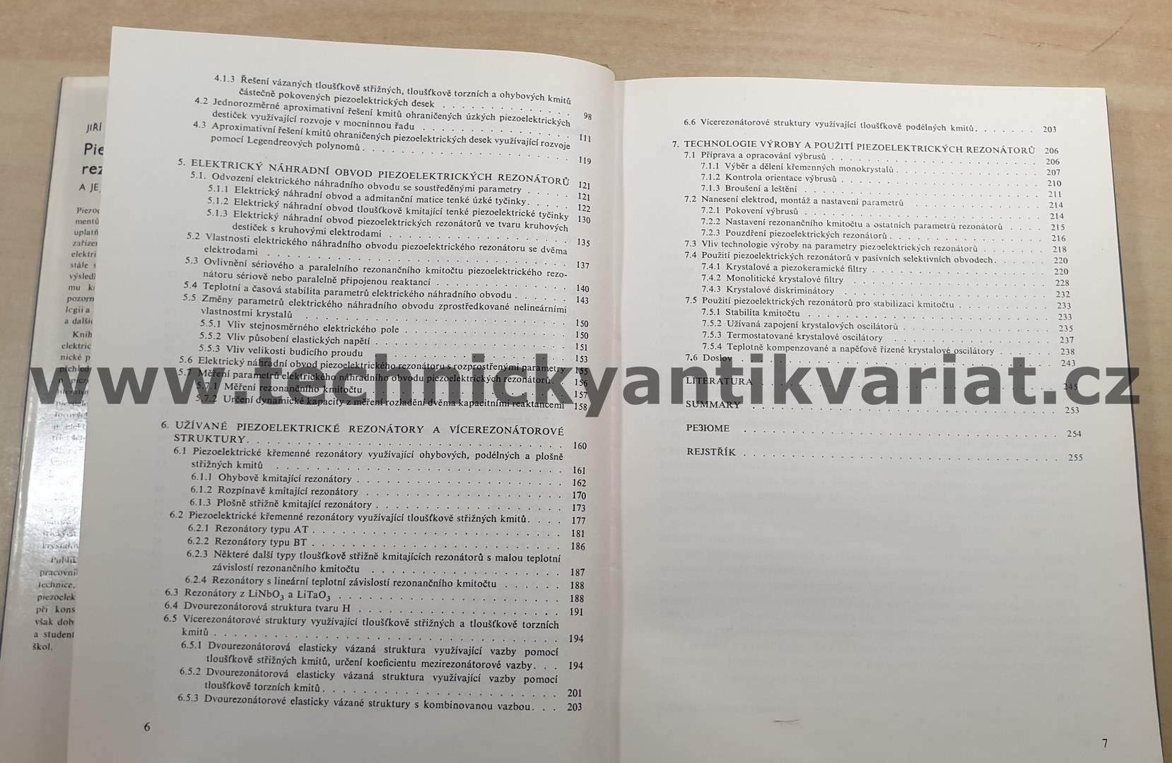Piezoelektrické rezonátory - Jiří Zelenka (1983)