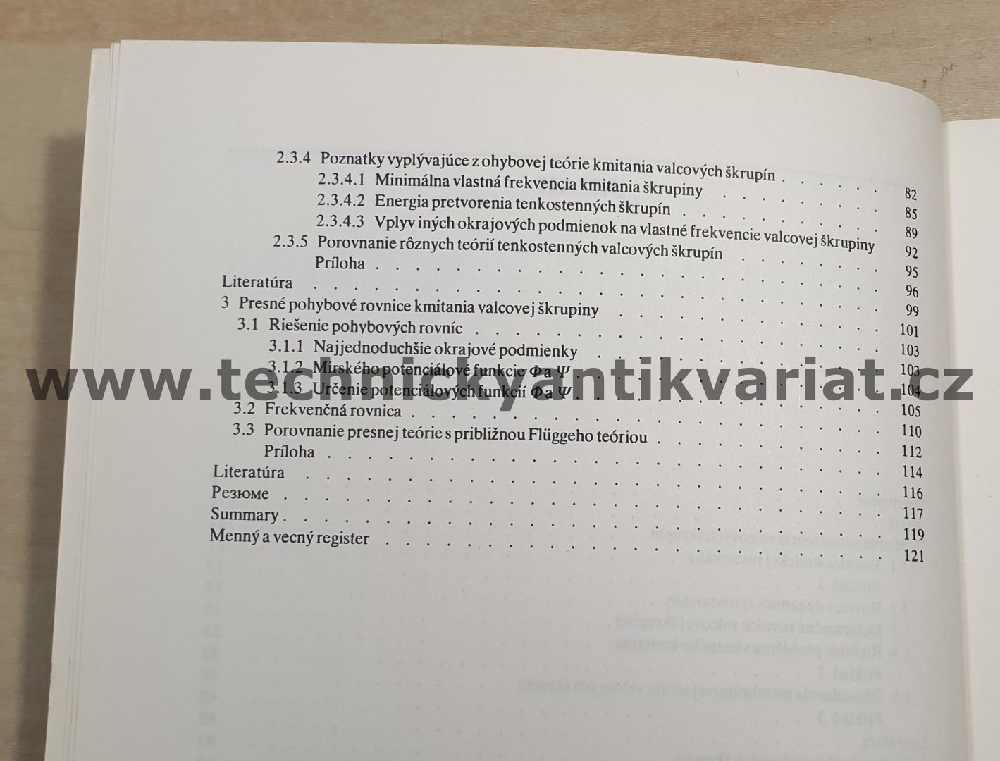 Mechanika kmitání válcových škrupín - Štefan Markuš (1982)