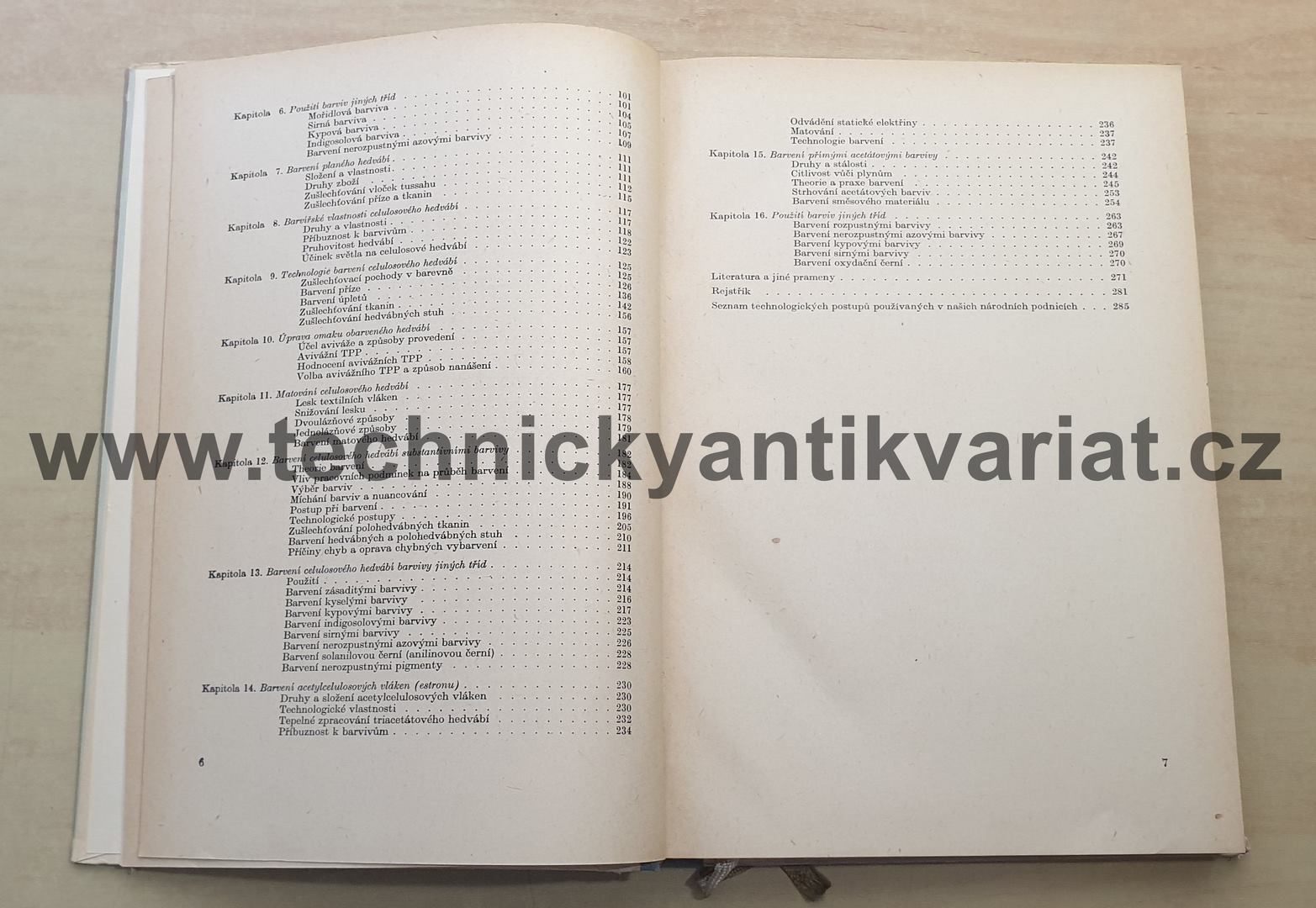 Chemická technologie textilní - V. Barvení hedvábí - Václav Felix (1955)