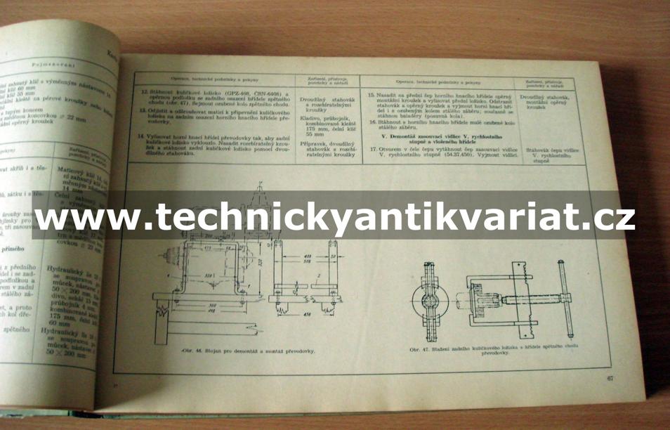 DT-54 - demontáž a montáž traktorů