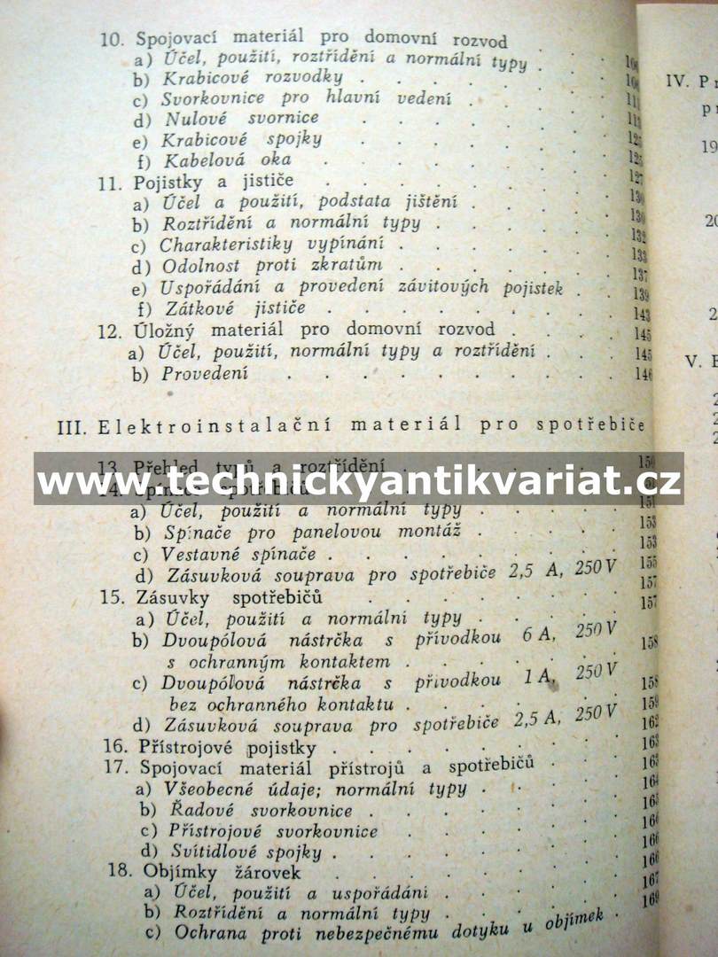 Elektroinstalační materiál