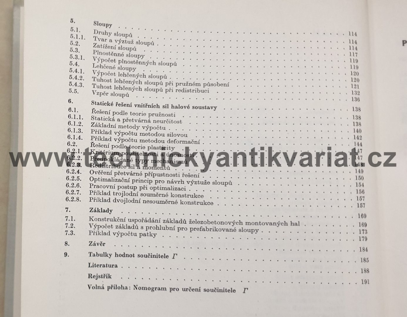 Montované železobetonové haly - Tomáš Vaňura (1977)