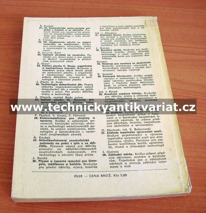 Soustružnické poloautomaty