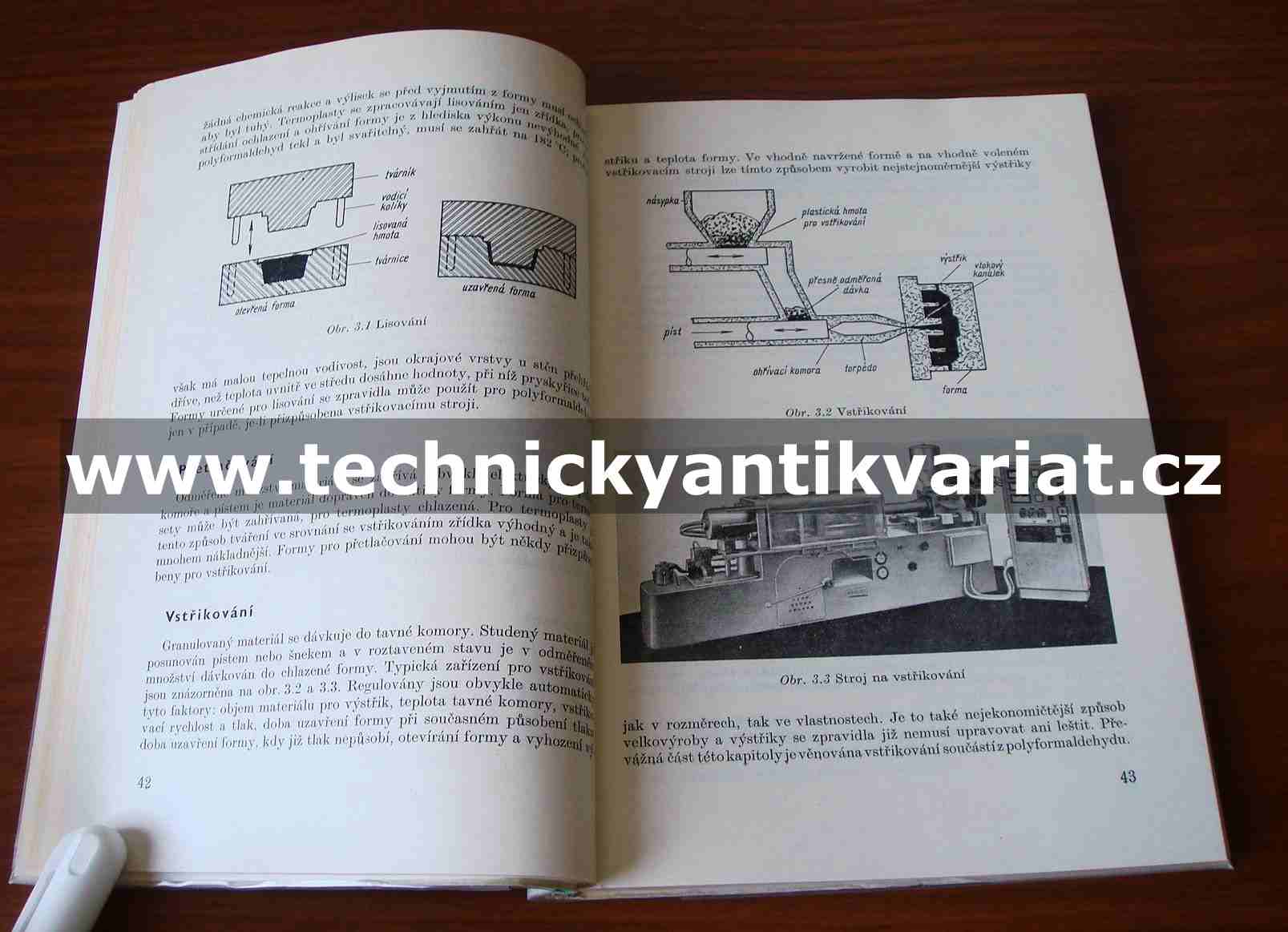 Polyformaldehyd a kopolymery - Russel B Akin (1965)