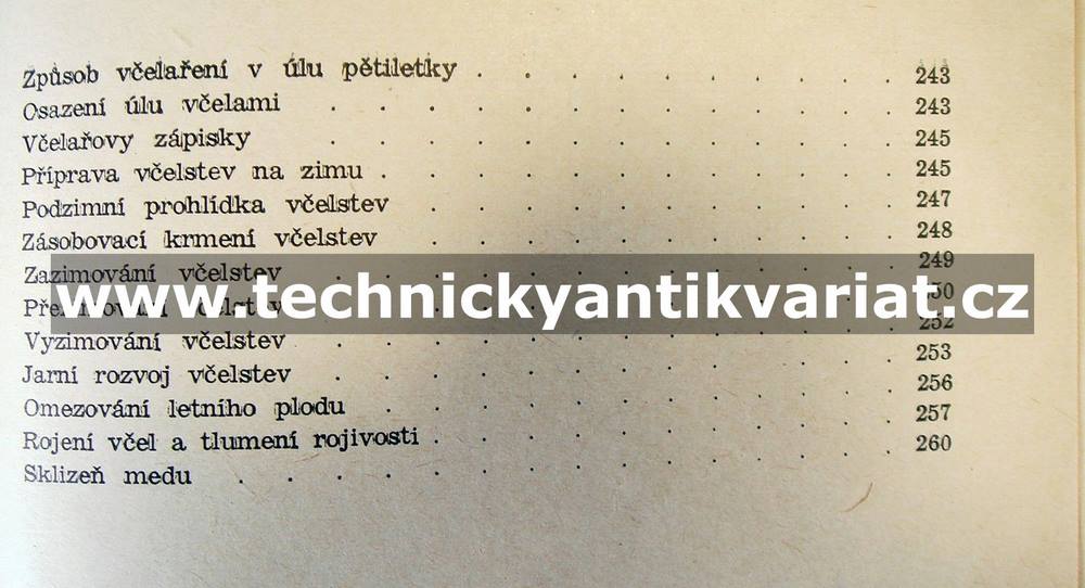 Včelařství - plemenný chov a kapitoly ze včelařské praxe (1953)
