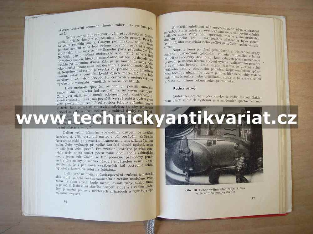 Upravujeme motocykl pro závod - Pavel Husák (1974)