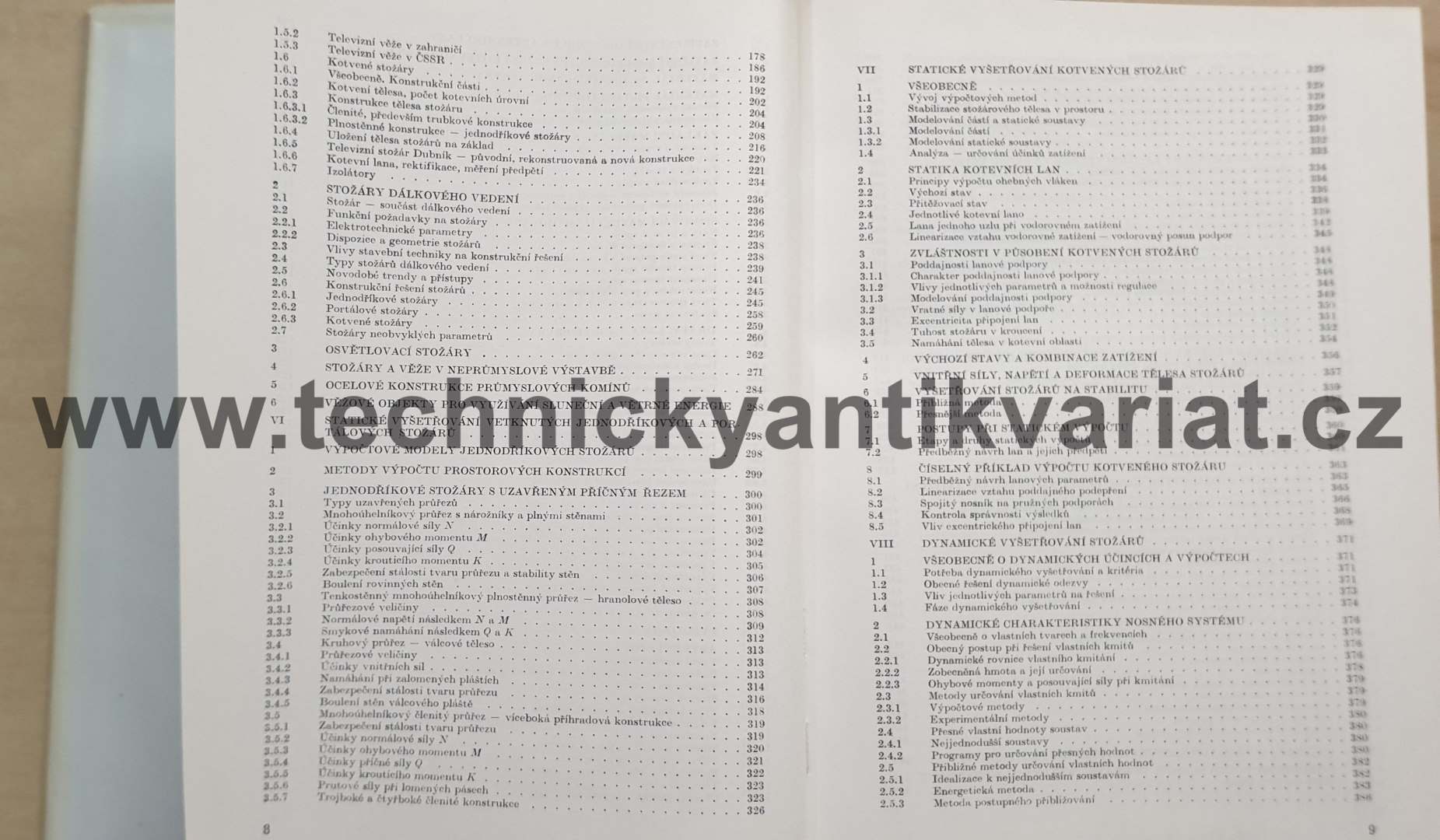 Ocelové stožáry a věže - Jiří Kozák (1990)