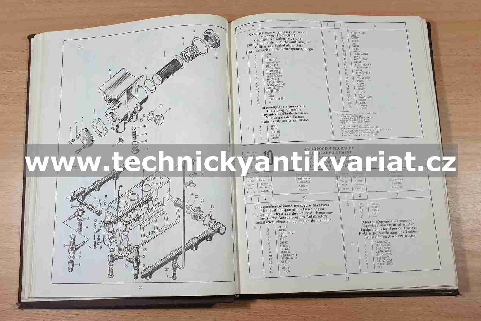 Traktor T130 - katalog náhradních dílů 