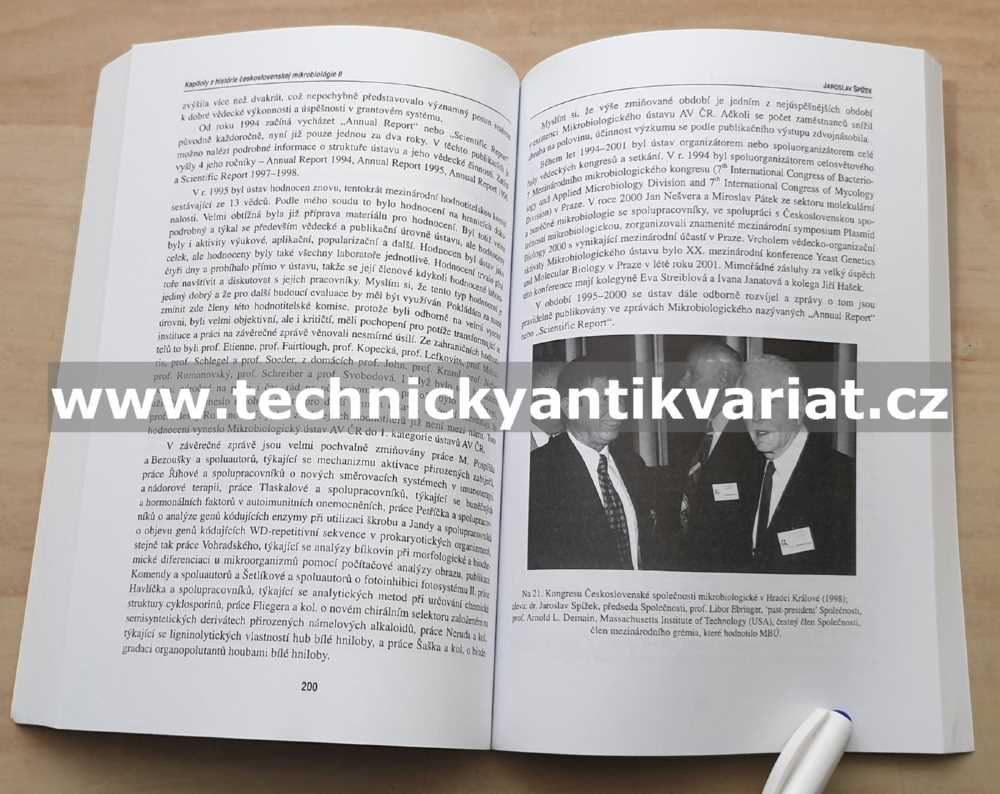 Kapitoli z historie československé mikrobiologie 2 - Ebringer, John (2020)