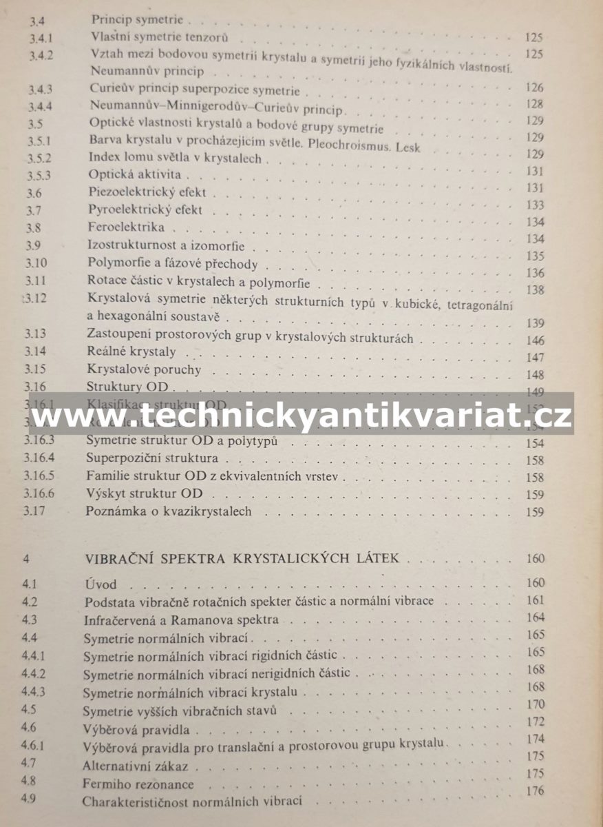 Symetrie krystalů a vibračních spektra - Alexander Muck (1987)