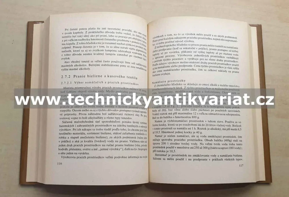 Udržiavame odev, kožušiny, bytový textil - Vyskočil, Markušovská, Karlík (1985)