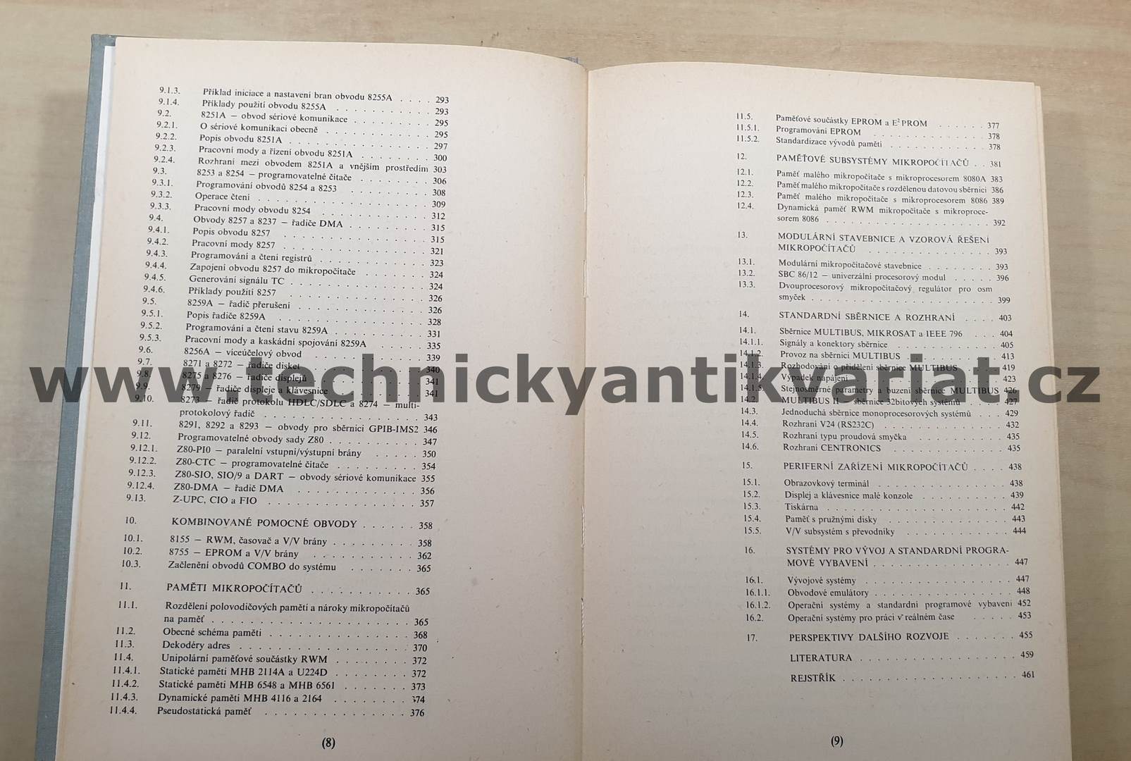 Monolitické mikroprocesory a mikropočítače - Pavel Valášek (1989)